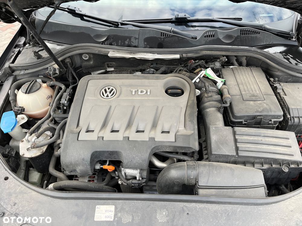 Volkswagen Passat 2.0 TDI DPF DSG 4Motion Highline - 19