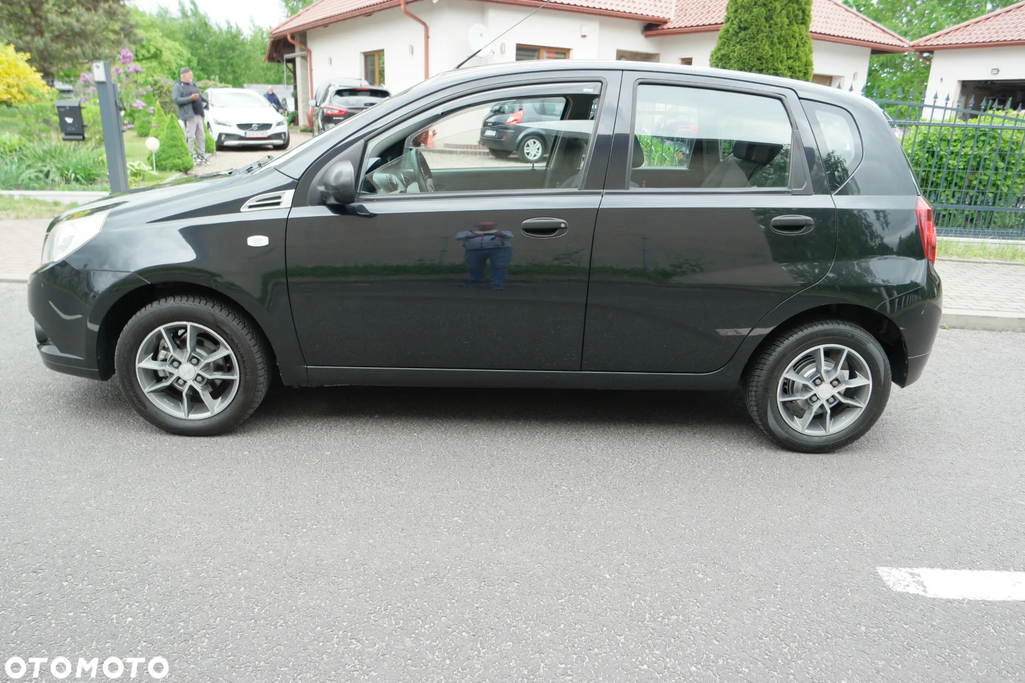 Chevrolet Aveo - 9