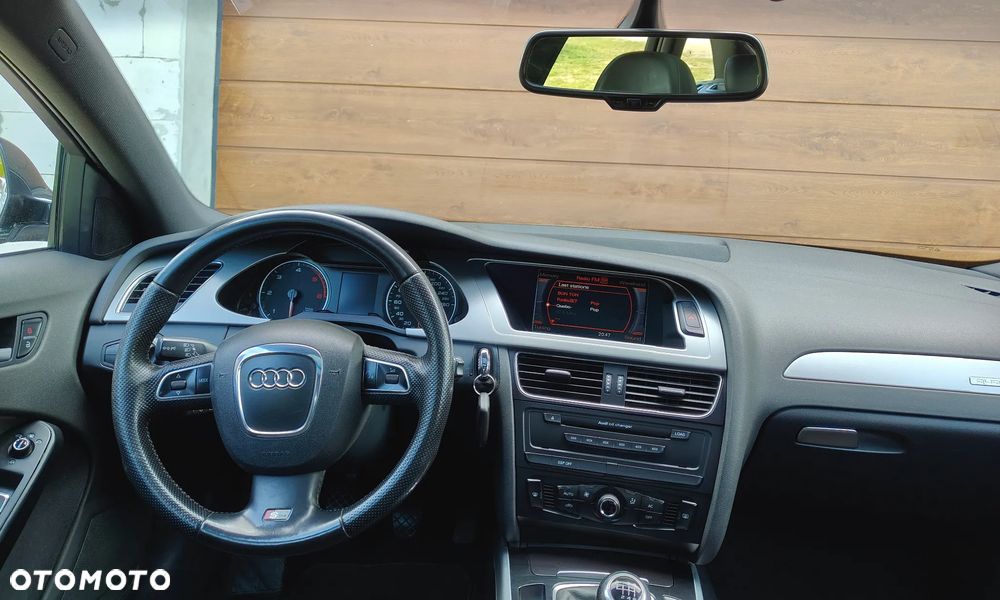 Audi A4 Avant 3.0 TDI DPF quattro S line Sportpaket (plus) - 31