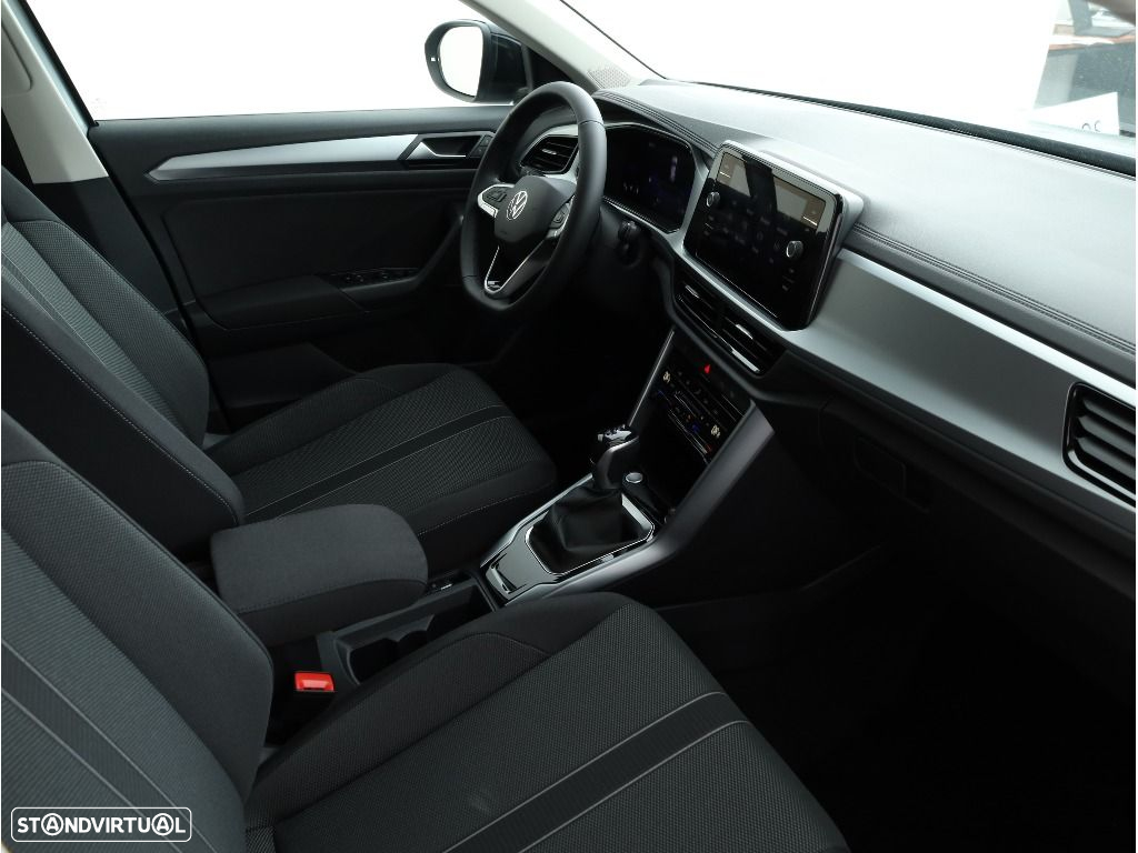 VW T-Roc 1.5 TSI Urban DSG - 24