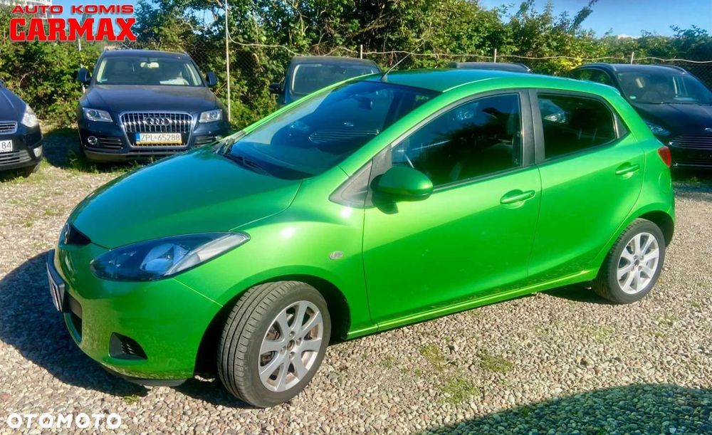 Mazda 2 - 4