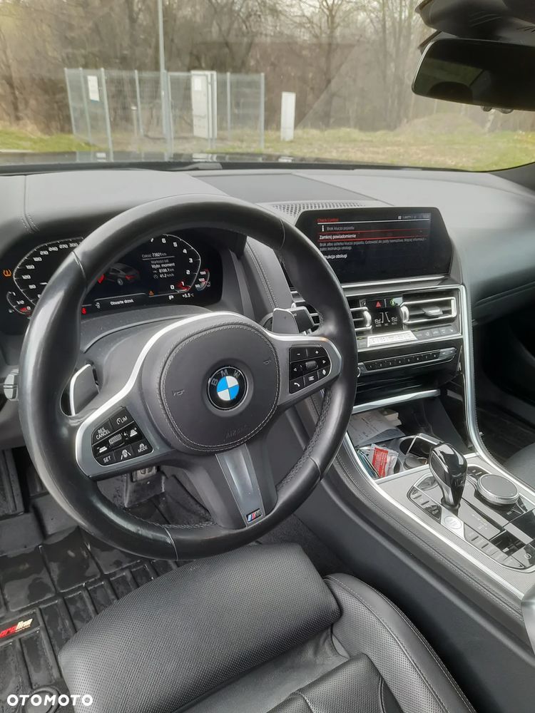 BMW Seria 8 - 11