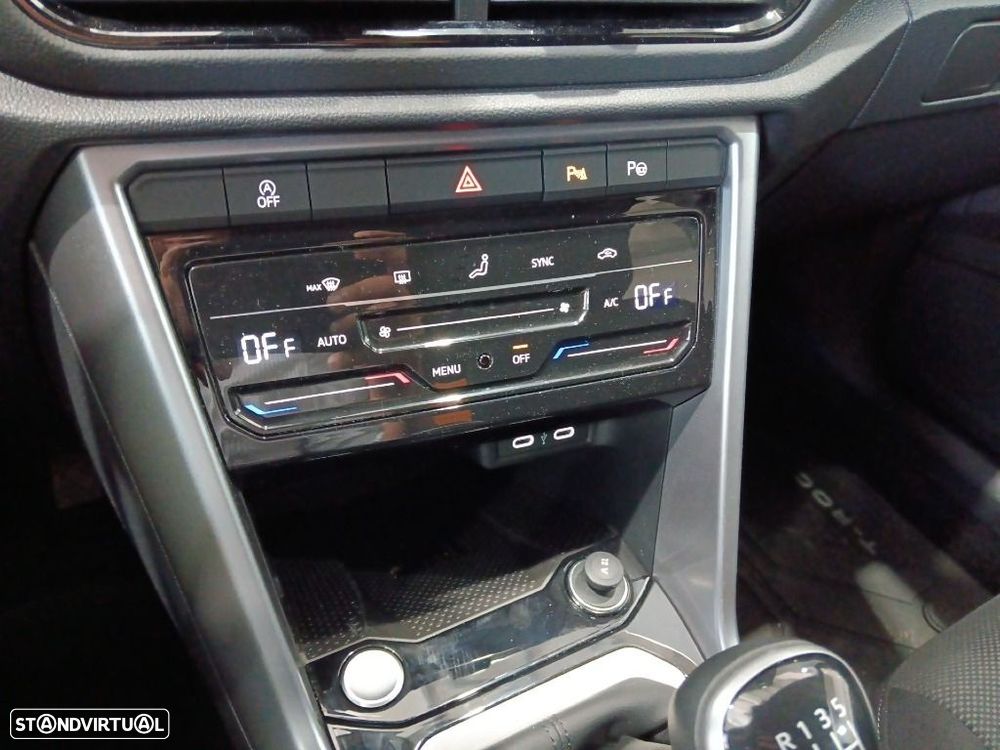 VW T-Roc 2.0 TDI Urban - 23