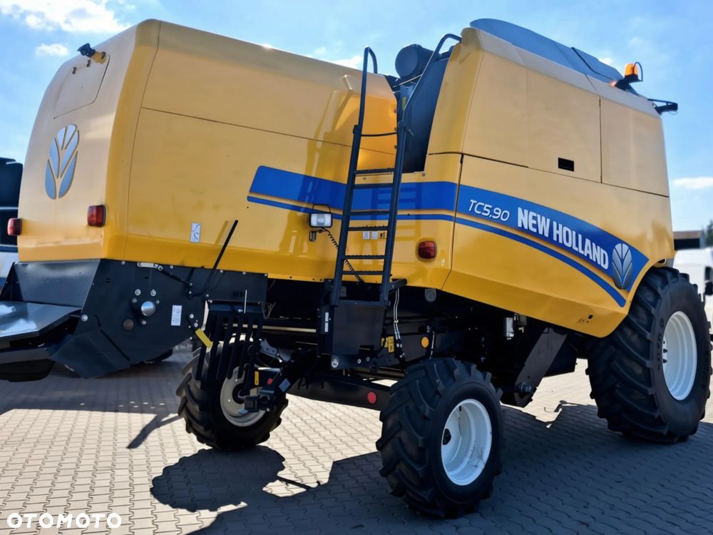 New Holland TC5.90 - 11