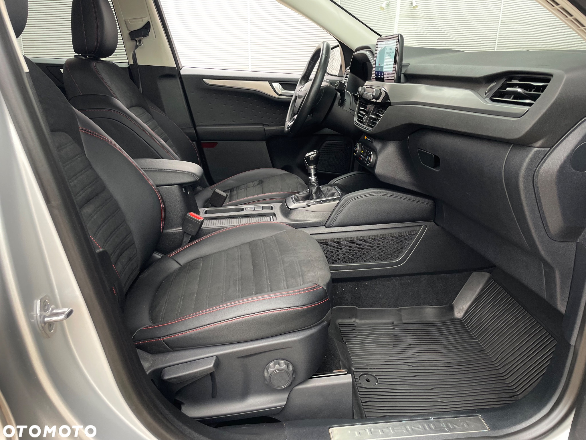 Ford Kuga 1.5 EcoBoost FWD Titanium X - 22