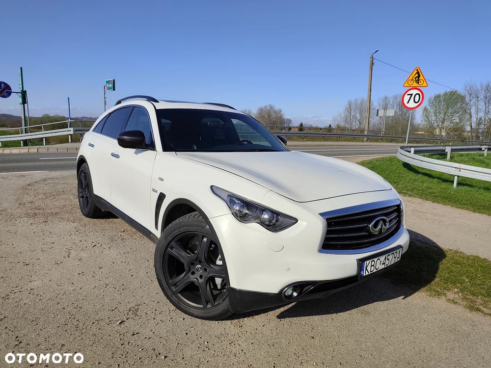 Infiniti Q70 3.0d S - 7