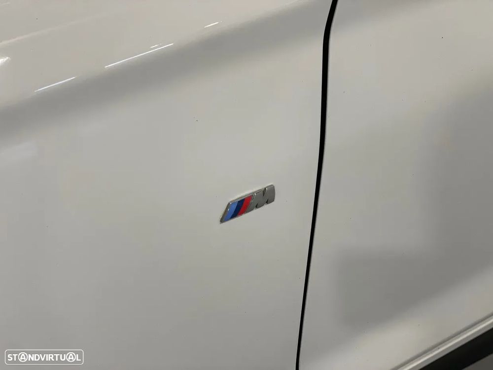BMW 118 d Pack M - 34