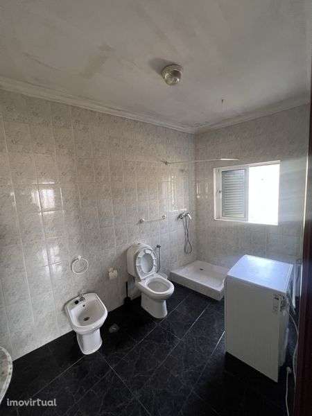 Alugo Casa T2 ( Ler Descrição) - Grande imagem: 4/12