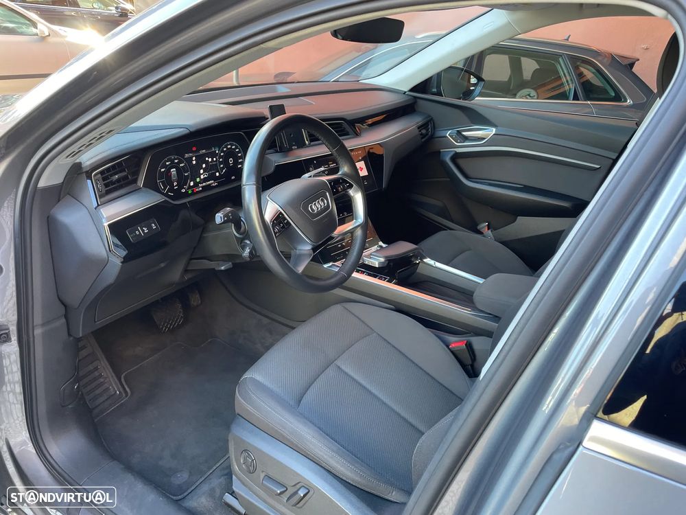 Audi e-tron 55 quattro Advanced - 12