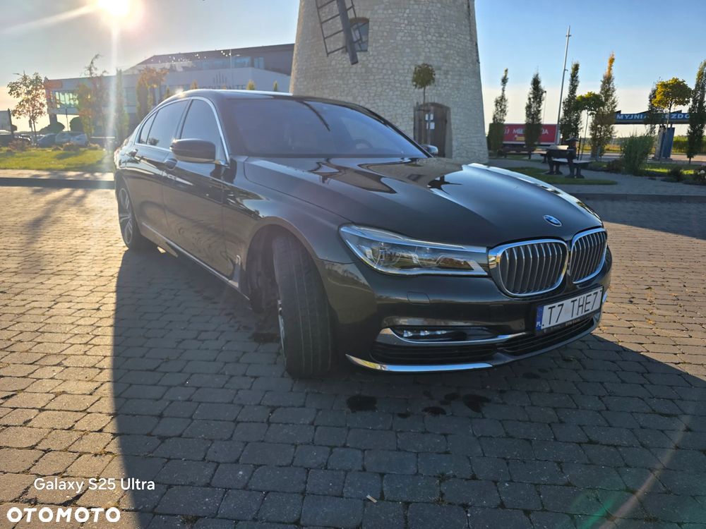BMW Seria 7 740Ld xDrive - 38