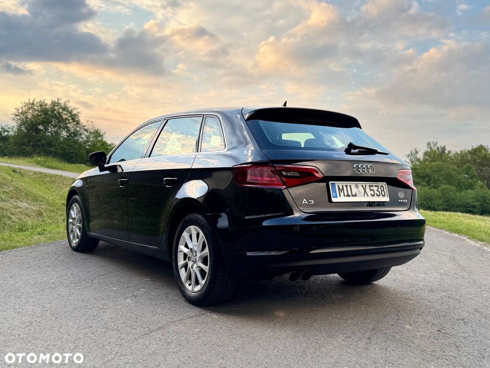 Audi A3 Sportback - 15
