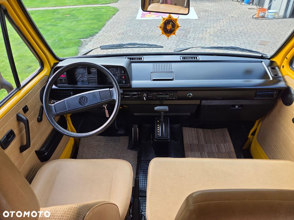 Volkswagen Transporter - 3