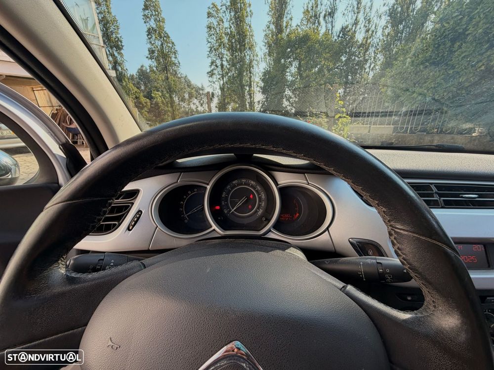 Citroën C3 1.2 VTi Exclusive - 29