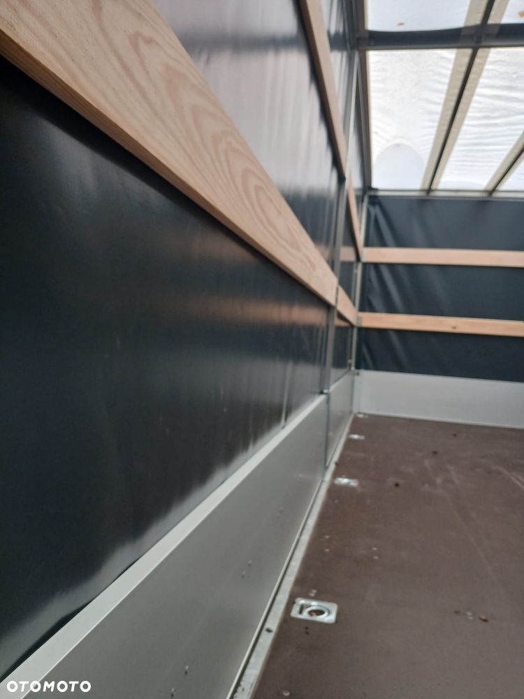 Niewiadów Lenka 5x2,1 z plandeką i stelażem - 5