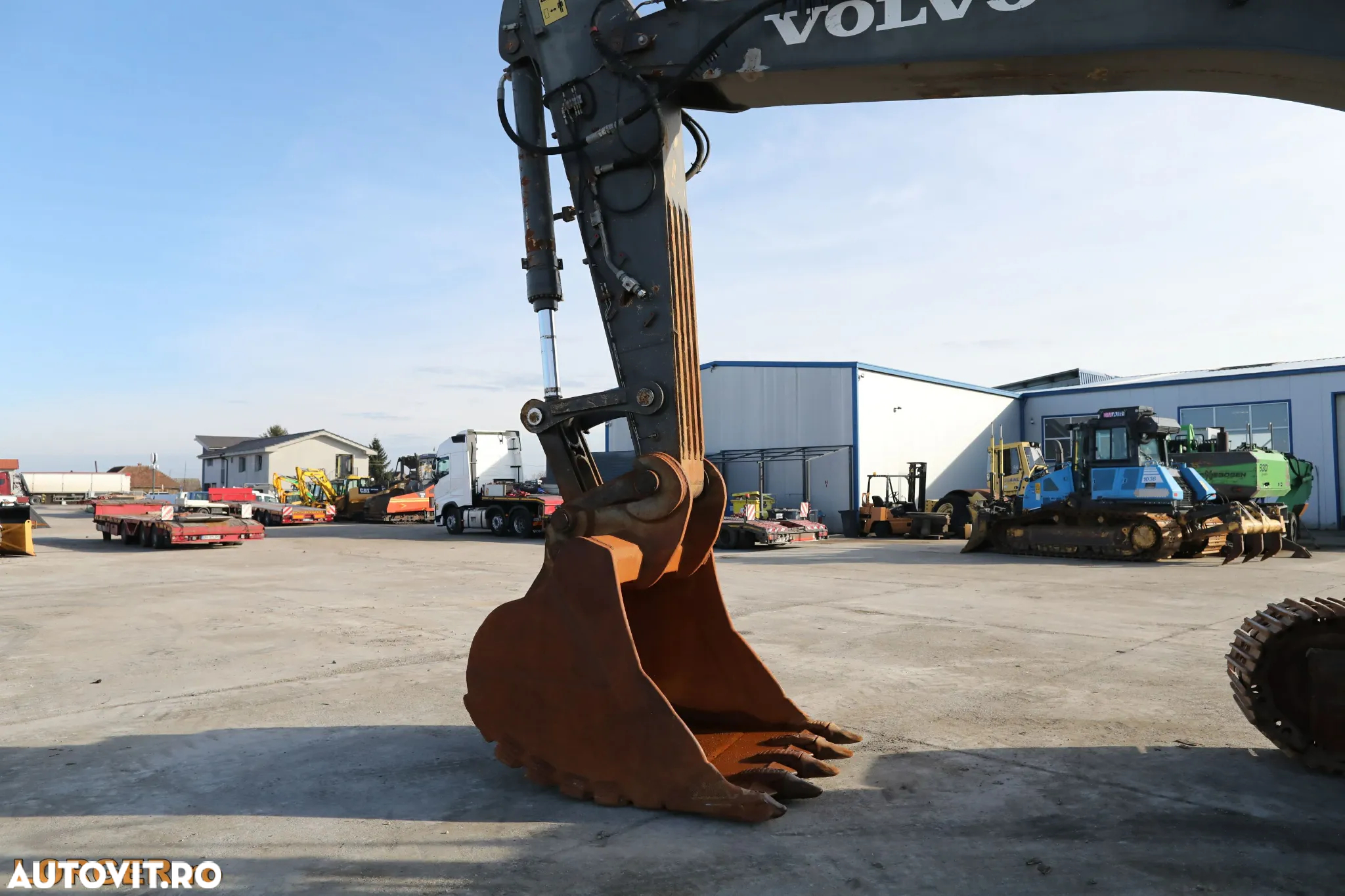 Volvo EC 360 CL - 8