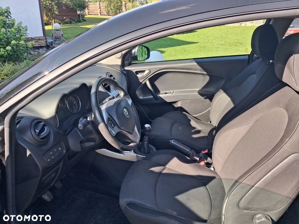 Alfa Romeo Mito 1.4 16V Turismo - 8
