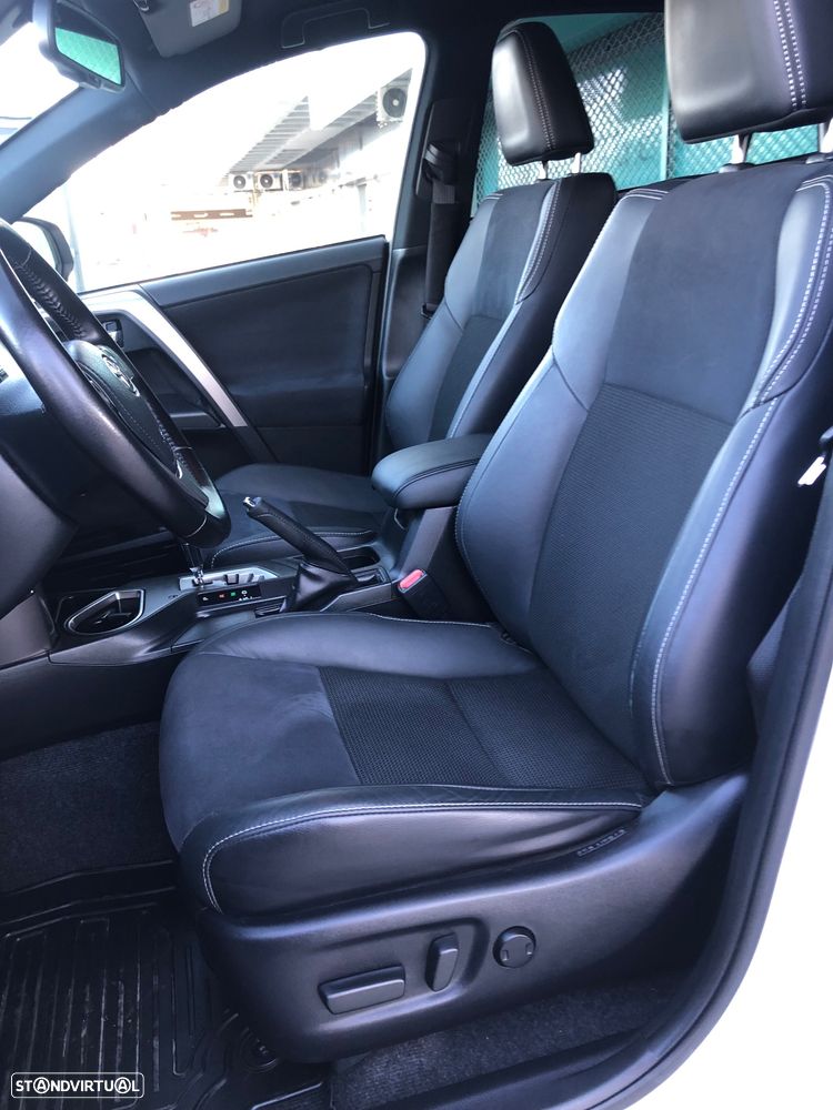Toyota RAV4 2.5 HSD Comfort+P.Sport - 29