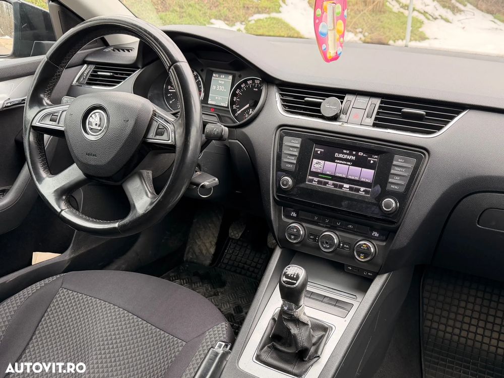 Skoda Octavia 1.6 TDI GREENLINE - 5