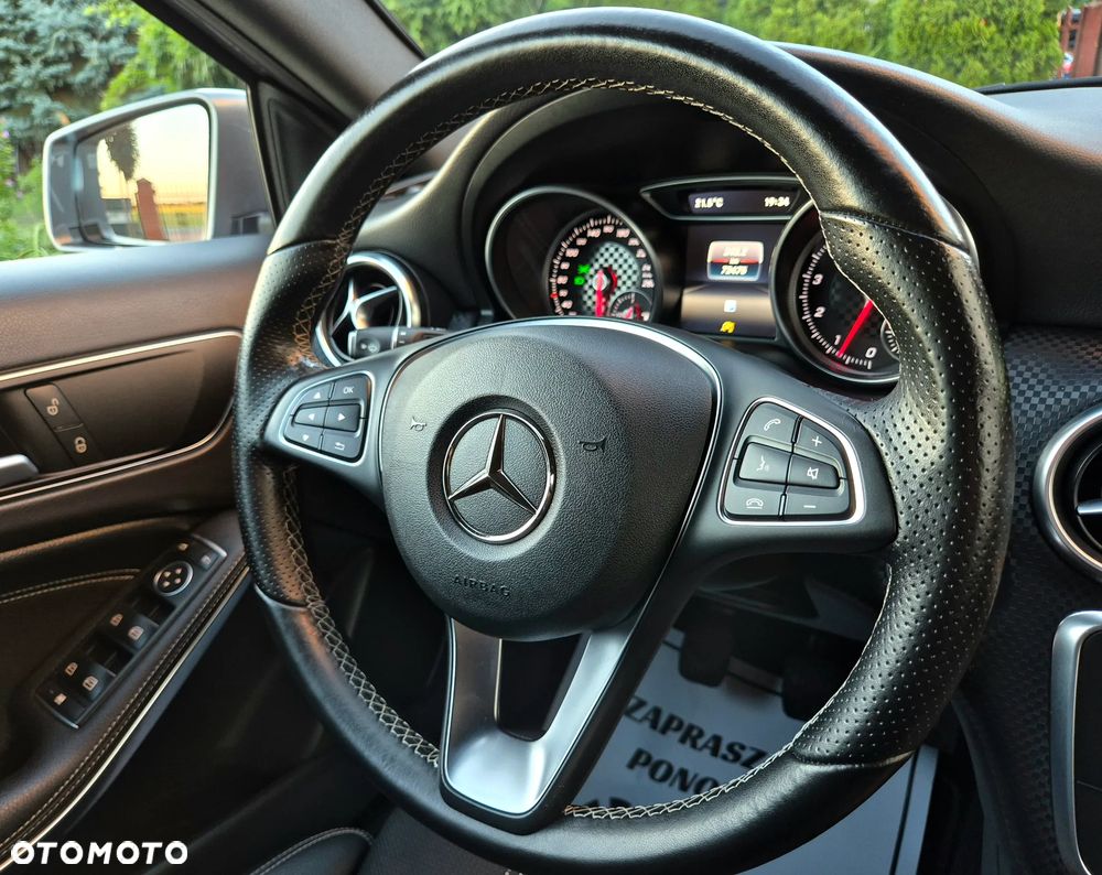 Mercedes-Benz Klasa A 180 (BlueEFFICIENCY) Urban - 21
