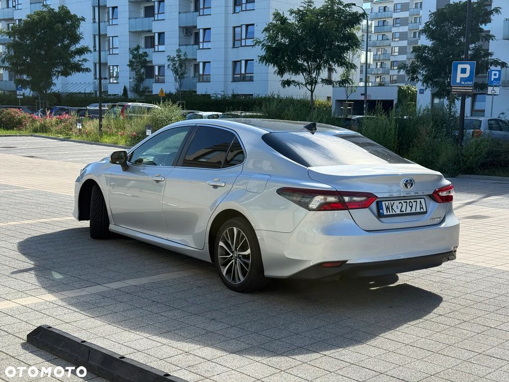 Toyota Camry 2.5 Hybrid Executive CVT - 3