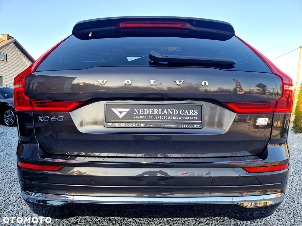 Volvo XC 60 T6 AWD Recharge Geartronic Inscription Expression - 40