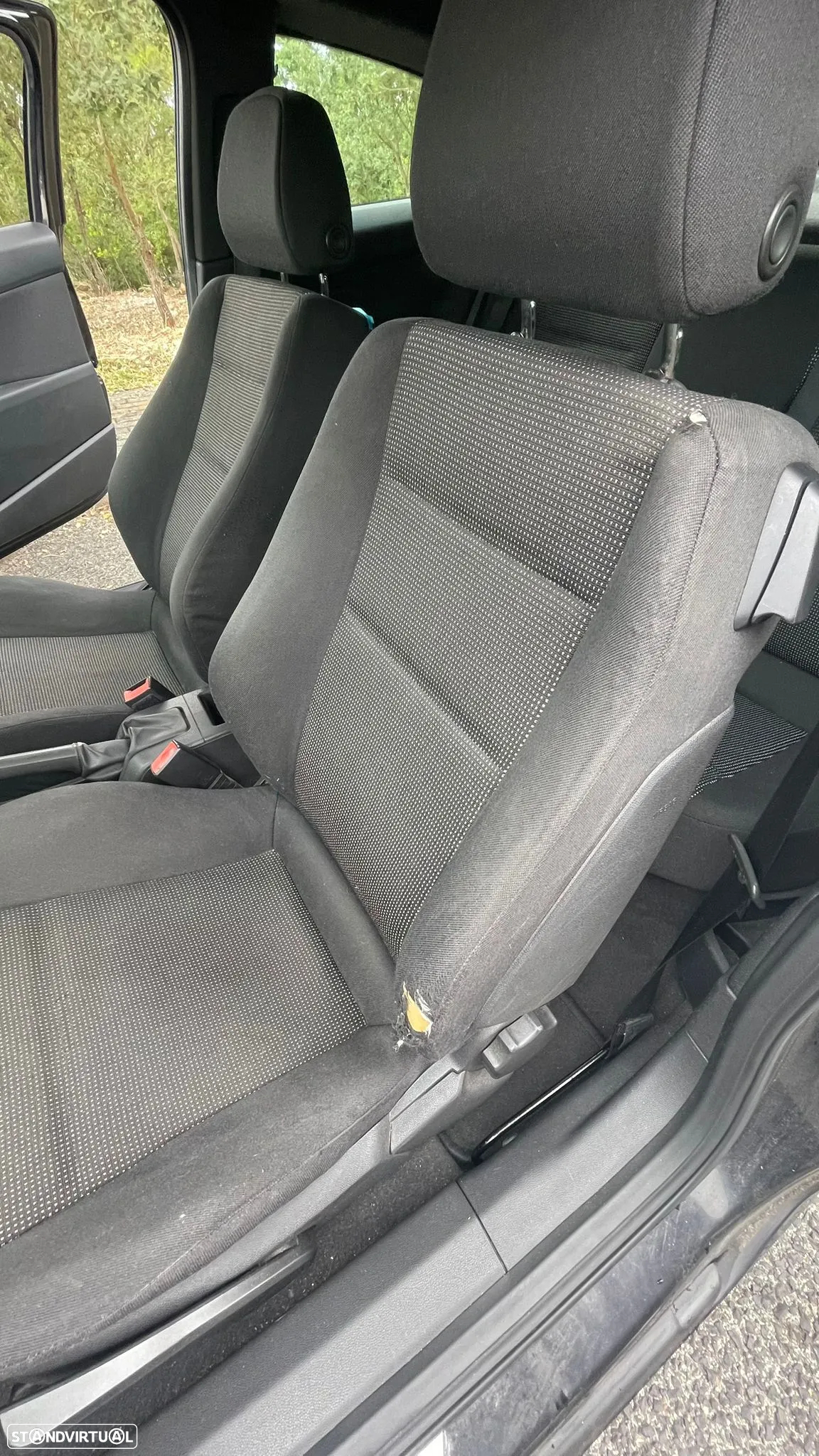 Opel Astra GTC 1.3 CDTi - 8
