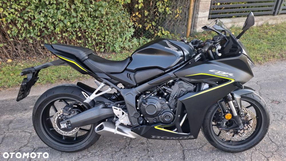 Honda CBR - 17