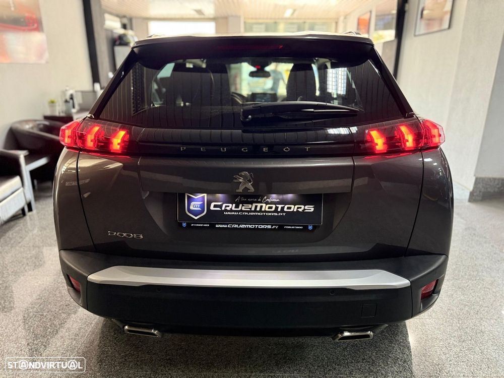 Peugeot 2008 1.2 PureTech Allure Pack EAT8 - 5