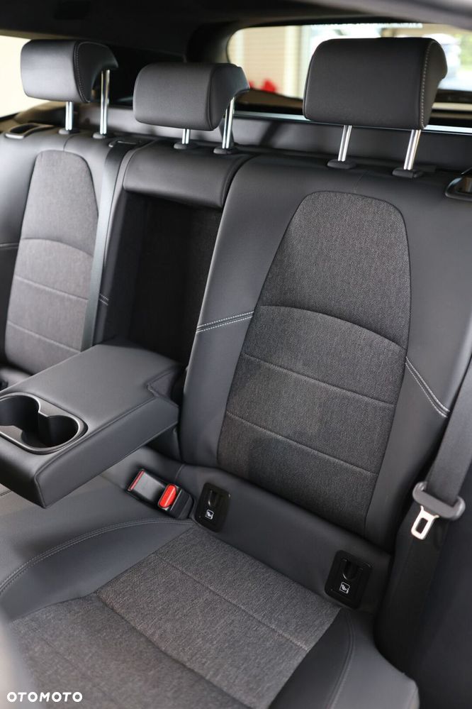 Toyota Corolla 2.0 Hybrid Style - 16