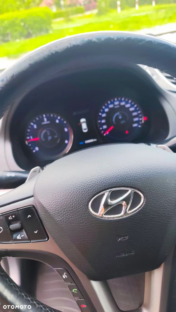 Hyundai i40 Kombi 1.7 CRDi DCT Premium - 11