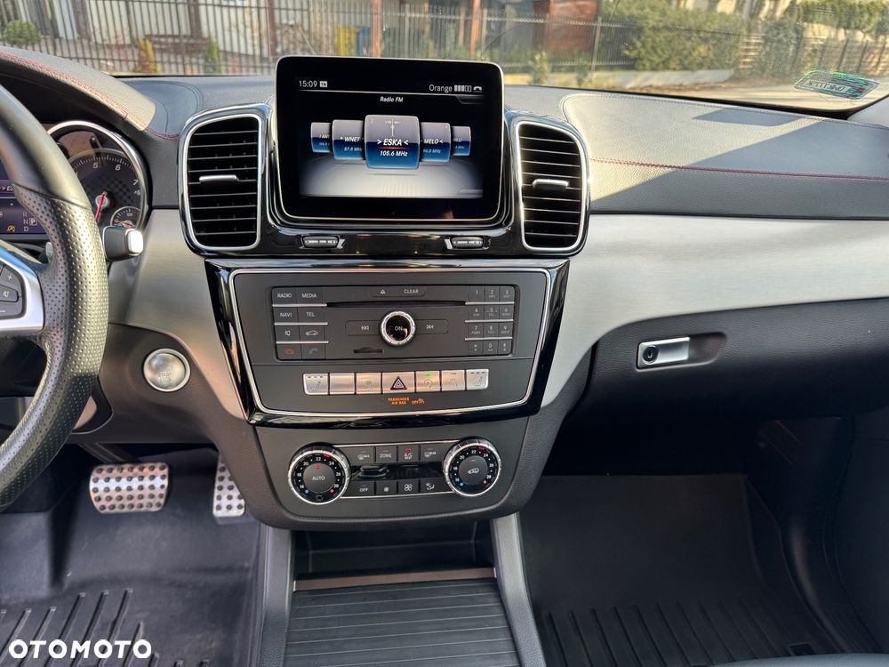 Mercedes-Benz GLE 400 4-Matic 9G-TRONIC - 33