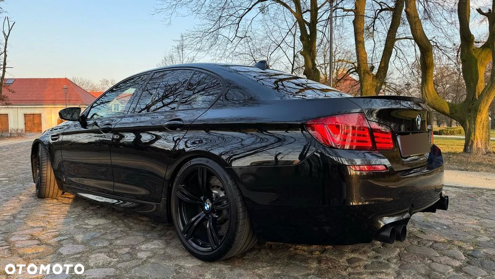 BMW M5 Standard - 12