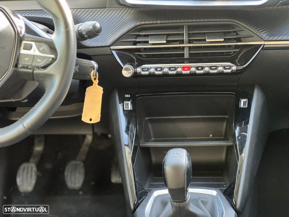 Peugeot 208 PureTech 75 Active Pack - 11