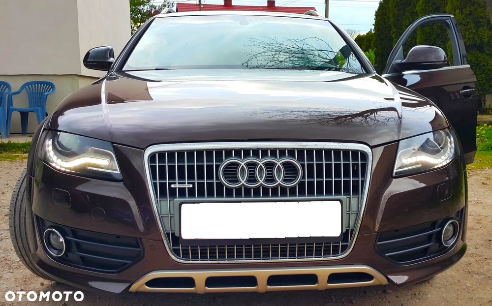 Audi A4 Allroad 2010 photo 2