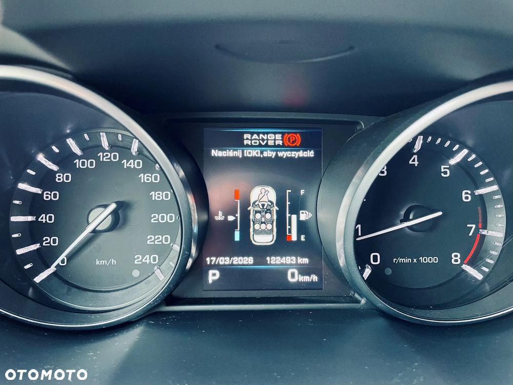 Land Rover Range Rover Evoque - 24