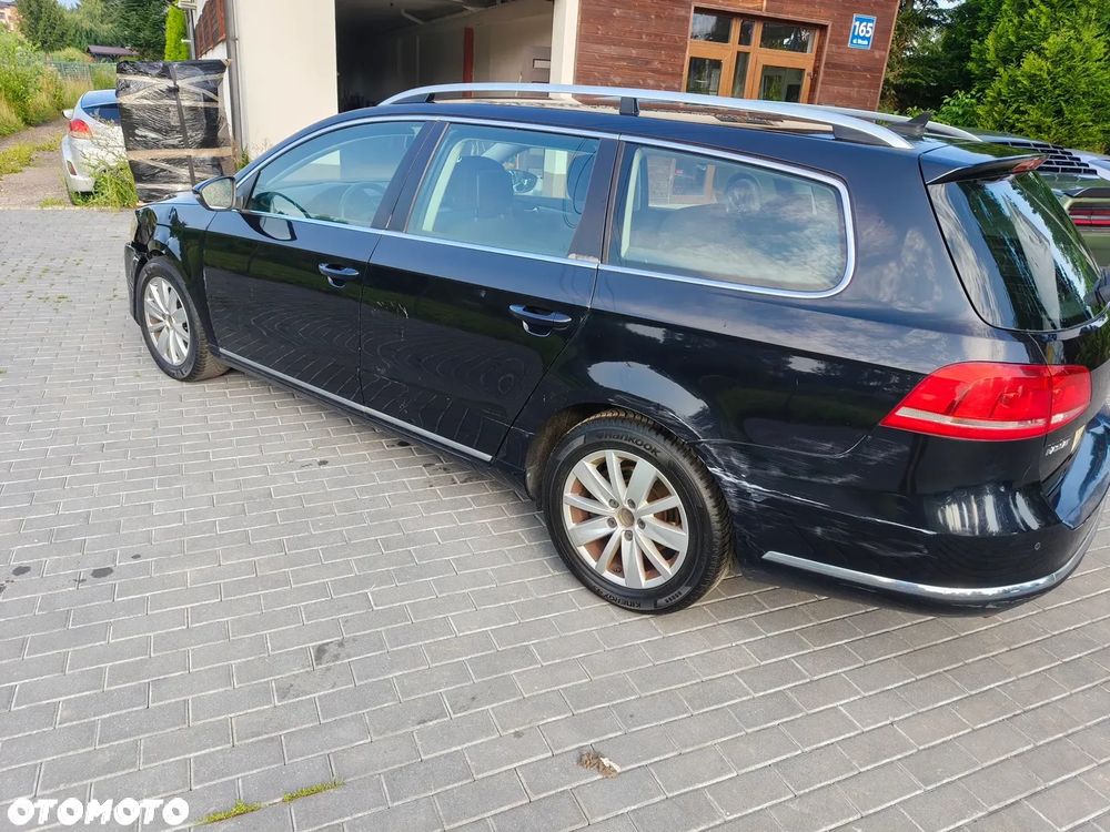 Volkswagen Passat 2.0 Blue TDI SCR Comfortline - 12