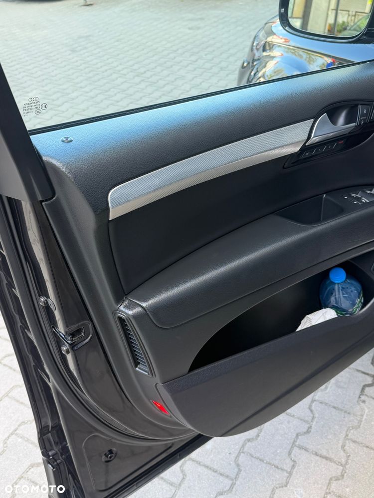 Audi Q7 - 32