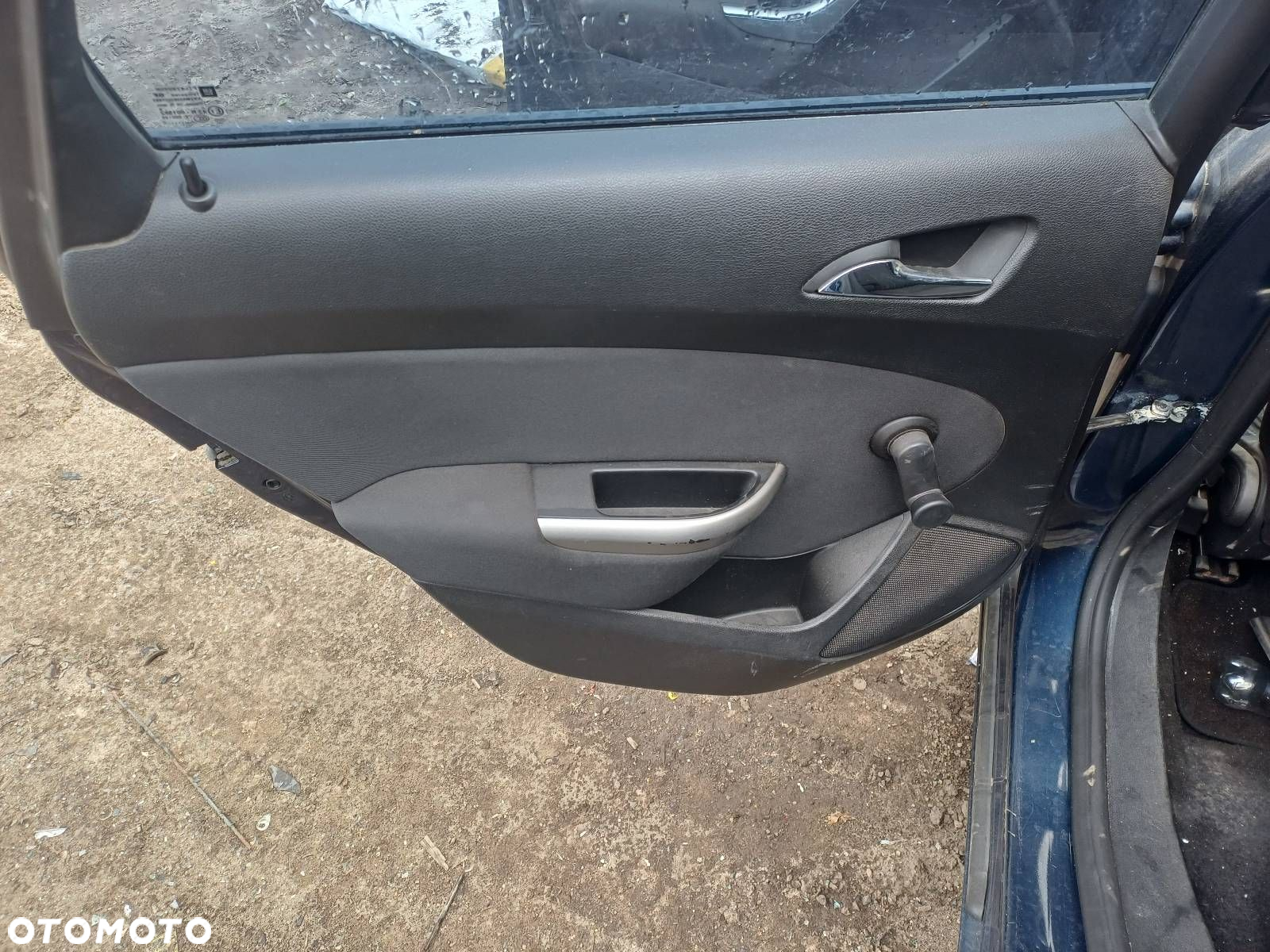 FOTELE KOMPLET LEWY PRAWY KANAPA TYŁ + BOCZKI OPEL ASTRA J HB 5D - 6
