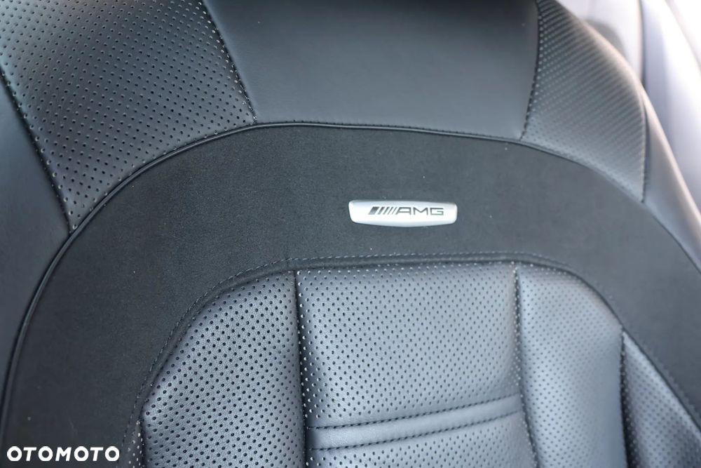 Mercedes-Benz Klasa E 43 AMG 4Matic 9G-TRONIC - 21