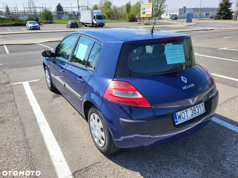 Renault Megane 1.5 dCi Pack Authentique - 4