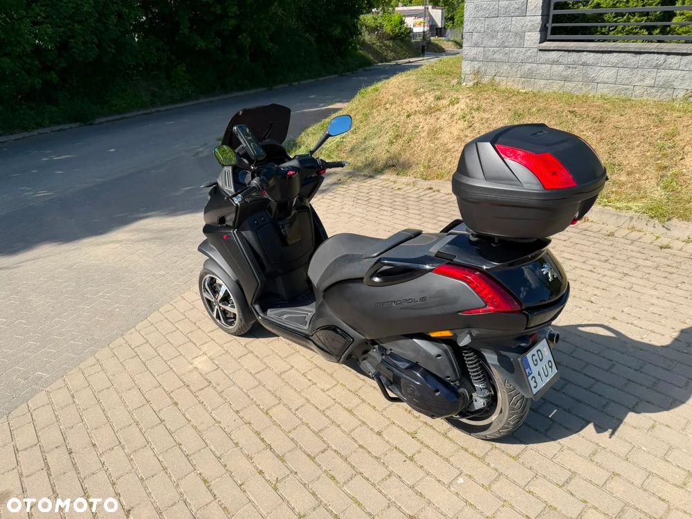 Peugeot Metropolis - 4