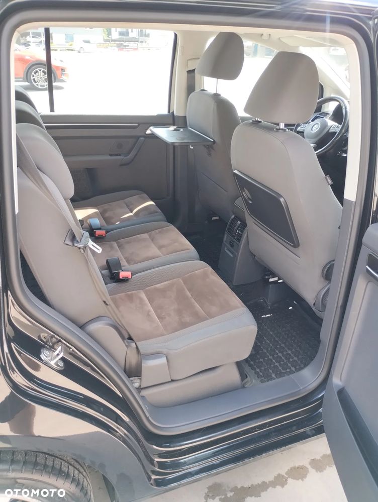 Volkswagen Touran 2.0 TDI Highline - 10