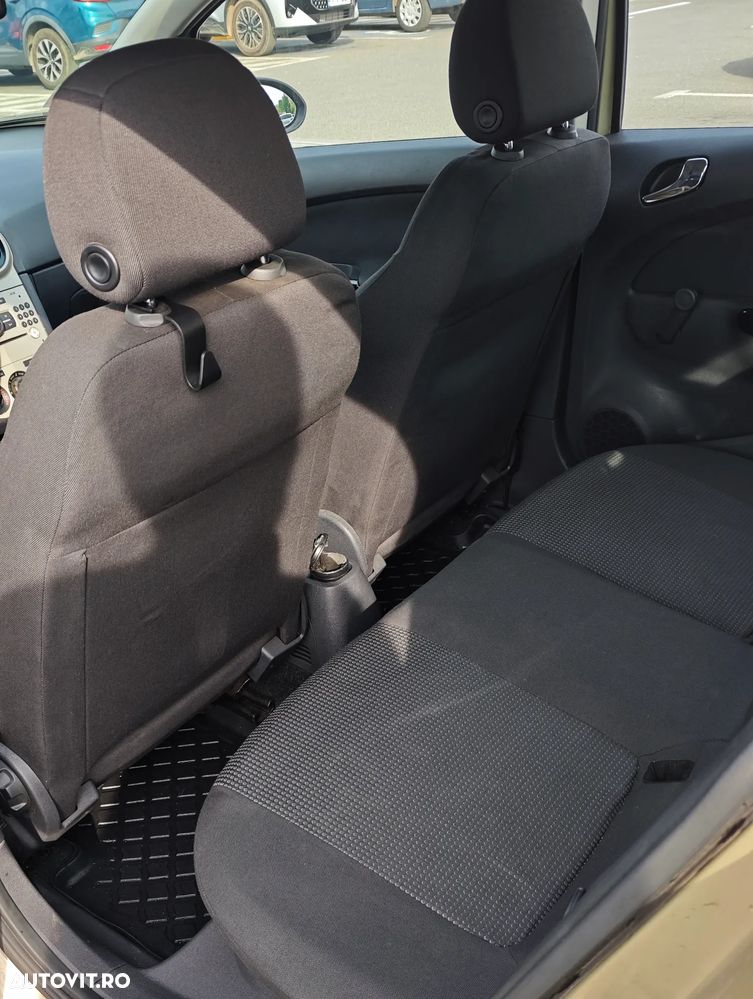 Opel Corsa - 9