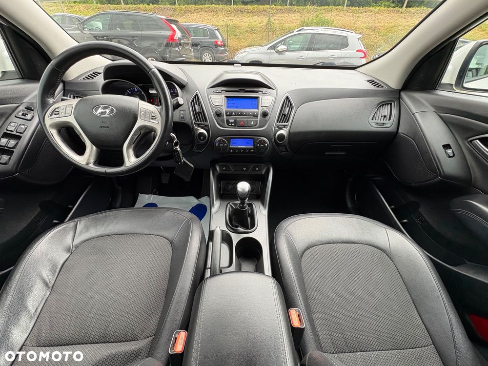 Hyundai ix35 1.7 CRDi 2WD Fifa World Cup Edition - 21