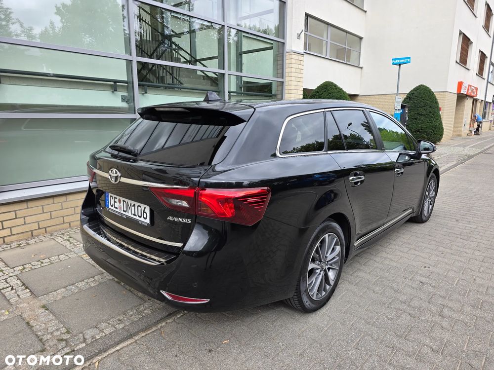 Toyota Avensis - 7