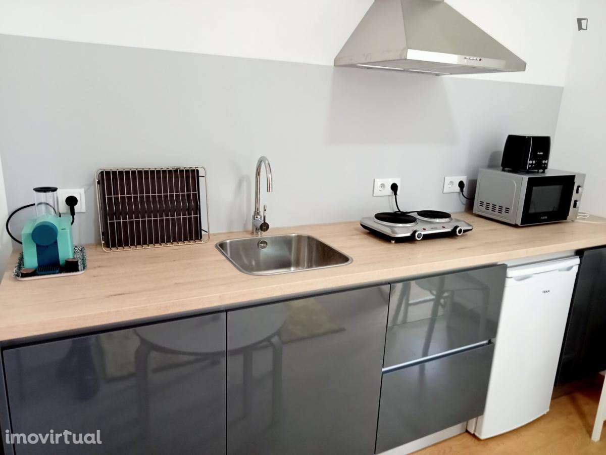 Estúdio - localizado em Alta Universitária Coimbra - Grande imagem: 5/12