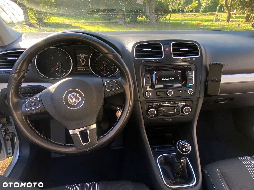 Volkswagen Golf 1.6 TDI DPF MATCH - 14