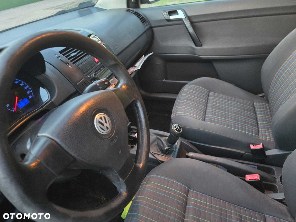 Volkswagen Polo - 7