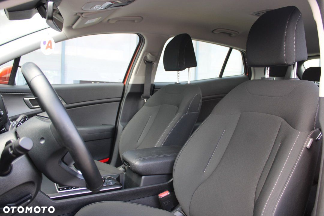 Kia Sportage - 16
