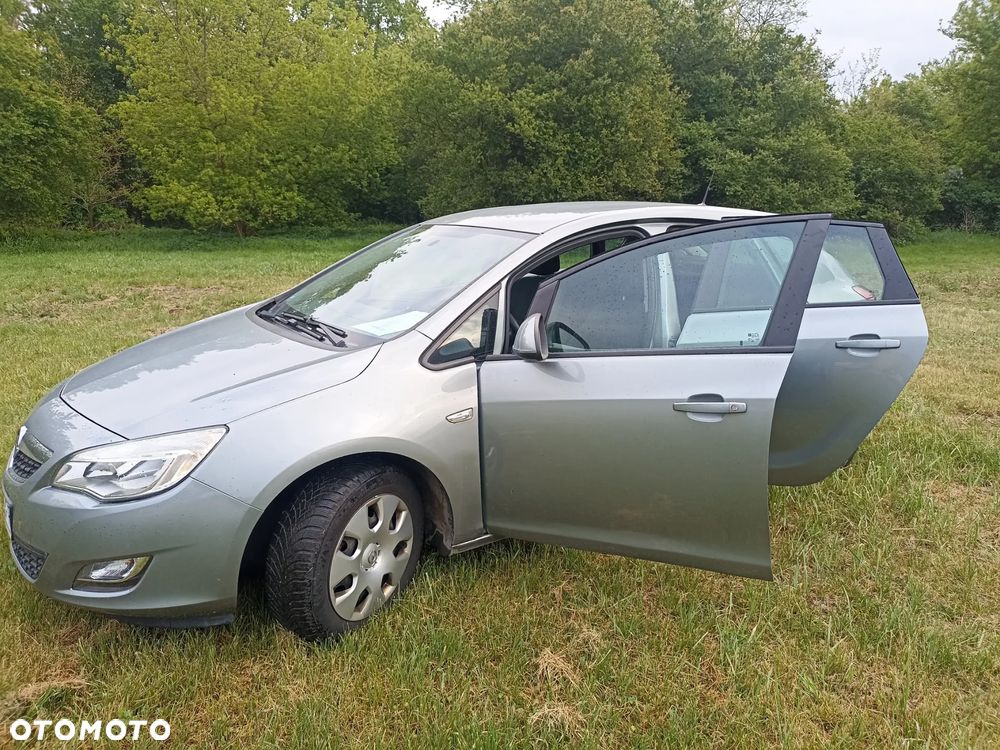 Opel Astra 1.4 EcoFLEX Edition - 2